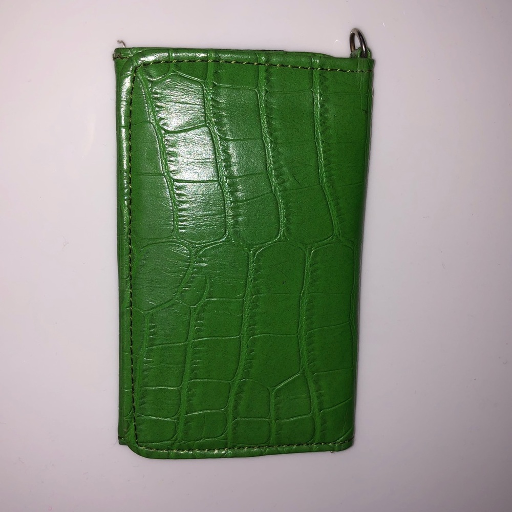Green wallet